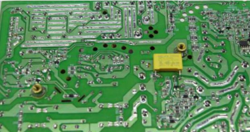 02011d2f088a3f360dde9f38a84e8090.png pcb線路板.png