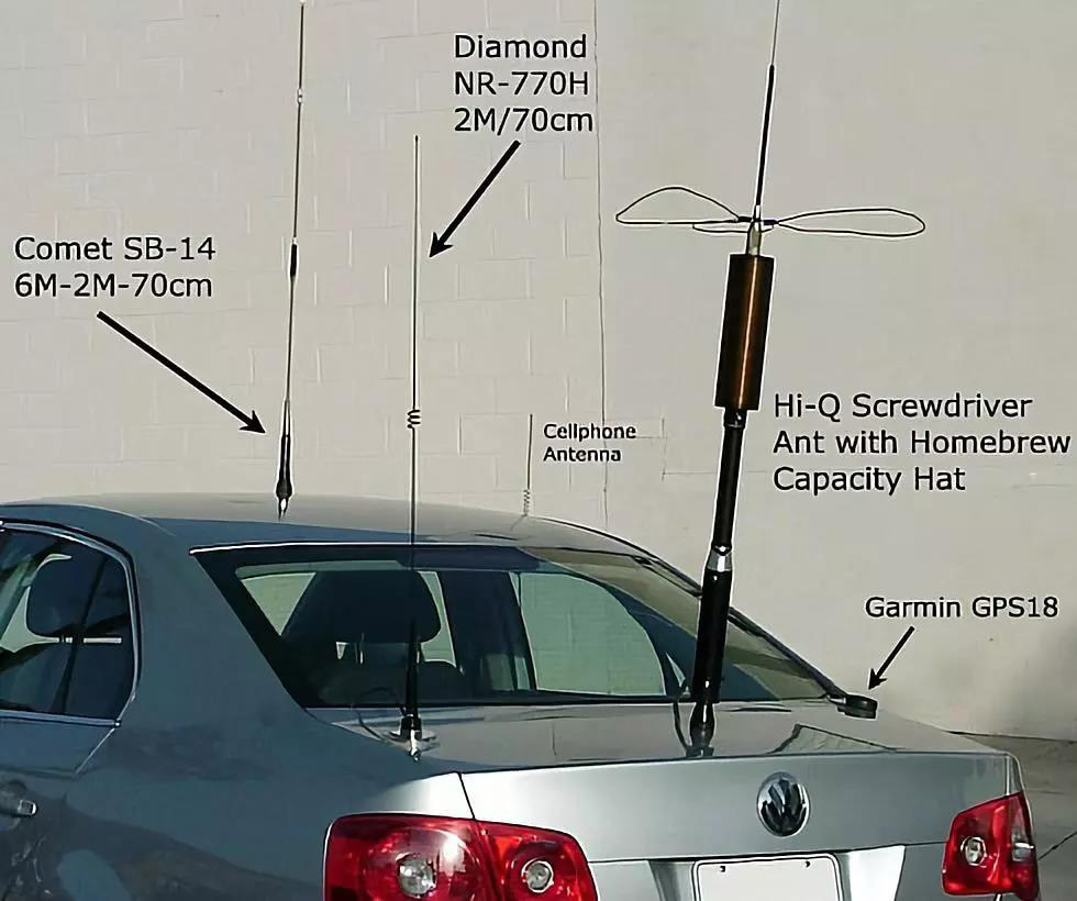 智能汽車上的陣列天線越來(lái)越多,例如各種蜂窩頻帶、Wi-Fi、甚至5G及其MIMO要求,V2V(車輛到車輛),雷達(dá)(77GHz等)等。 智能汽車上的陣列天線越來(lái)越多,例如各種蜂窩頻帶、Wi-Fi、甚至5G及其MIMO要求,V2V(車輛到車輛),雷達(dá)(77GHz等)等。